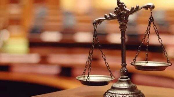 Man accused of burgling house left note for woman and two condoms - Homepage - Vimarsana News