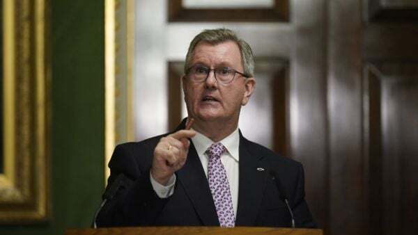 Donaldson will hold UK government's 'feet to the fire' over Stormont deal - Homepage - Vimarsana News