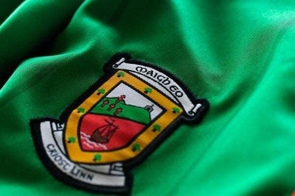 Porter cakes, toy sheep and Mayo jersey among Taoiseach's gifts in final year in office - Homepage - Vimarsana News