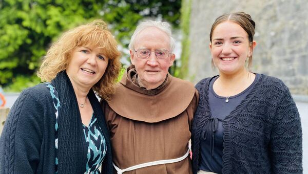 Errew Monastery cemetery prayer service which was held last Tuesday night - Brother Conal Thomas, Corrandulla, a native of Errew is pictured with his niece Fiona Fox and grandniece Áine Fox, Errew, who attended the commemorative service. Errew Monastery cemetery prayer service which was held last Tuesday night - Brother Conal Thomas, Corrandulla, a native of Errew is pictured with his niece Fiona Fox and grandniece Áine Fox, Errew, who attended the commemorative service.