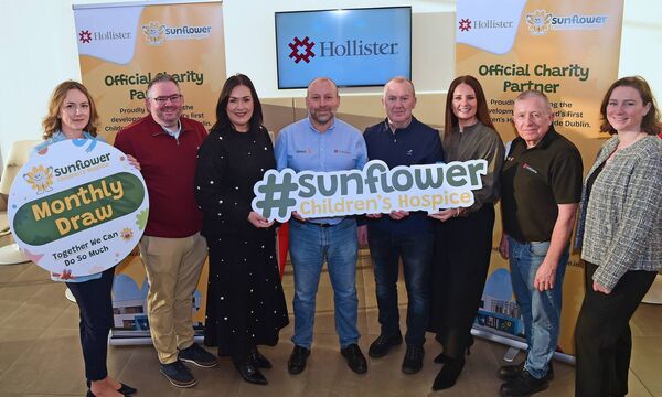 From left Pauline Burns, Hollister, Cole Langdon, Hollister, Martina Jennings, Mayo Roscommon Hospice Foundation, Shane Caher, Hollister, Peter Grant, Hollister, Audrey Duffy, Mayo Roscommon Hospice Foundation, Pat Carr, Hollister, Mari Mahon, Hollister. Photo Conor McKeown From left Pauline Burns, Hollister, Cole Langdon, Hollister, Martina Jennings, Mayo Roscommon Hospice Foundation, Shane Caher, Hollister, Peter Grant, Hollister, Audrey Duffy, Mayo Roscommon Hospice Foundation, Pat Carr, Hollister, Mari Mahon, Hollister. Photo Conor McKeown
