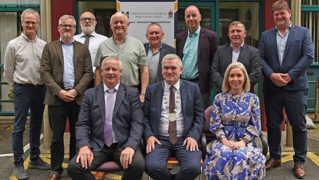 Cathaoirleach's 'rotating chain' plan is shot down Cathaoirleach's 'rotating chain' plan is shot down