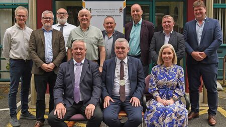 Cathaoirleach's 'rotating chain' plan is shot down Cathaoirleach's 'rotating chain' plan is shot down