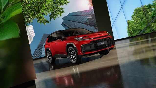 Toyota welcomes new RAV4 Plug-in Hybrid Toyota welcomes new RAV4 Plug-in Hybrid