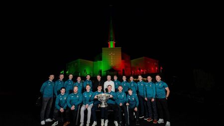 Mayo footballers hailed for All-Ireland win Mayo footballers hailed for All-Ireland win
